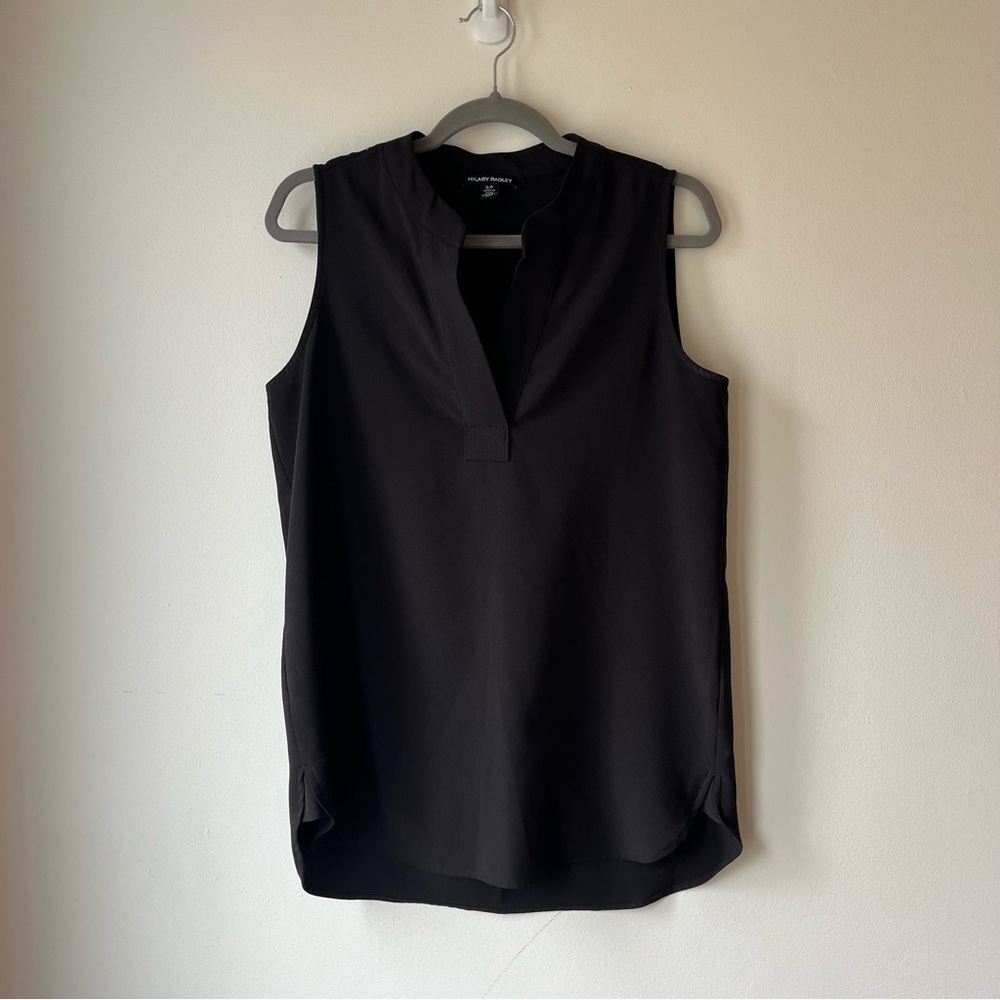 Hilary Radley Black Sleeveless tunic blouse size small split neck stretch office
